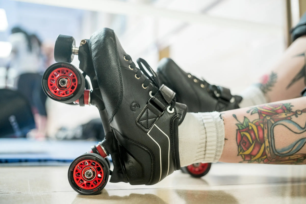 SKA810585 CHAYA Jade Derby Roller Skates Black Boots only Roller Derby Rollschuhe | Skatepark | Park Rollschuhe Park Quad Skates Chaya Plates Roller Skates Aggressive Quad Skates Park Rollschuhe Lifestyle Rollschuhe Lifestyle Roller Skates Skaterpark Stunt Rollschuhe Rollschuhe Roller Skates Roller Skates Lifestyle Roller Skates Rollschuhe Park Tanz Rollschuhe Barbie Park Quad Skates Roller Skates Lifestyle Rollschuhe Skatepark Rollschuhe Chaya Quad Skates Aggressive Quad Skates Rollschuhe Stunt Rollschuhe