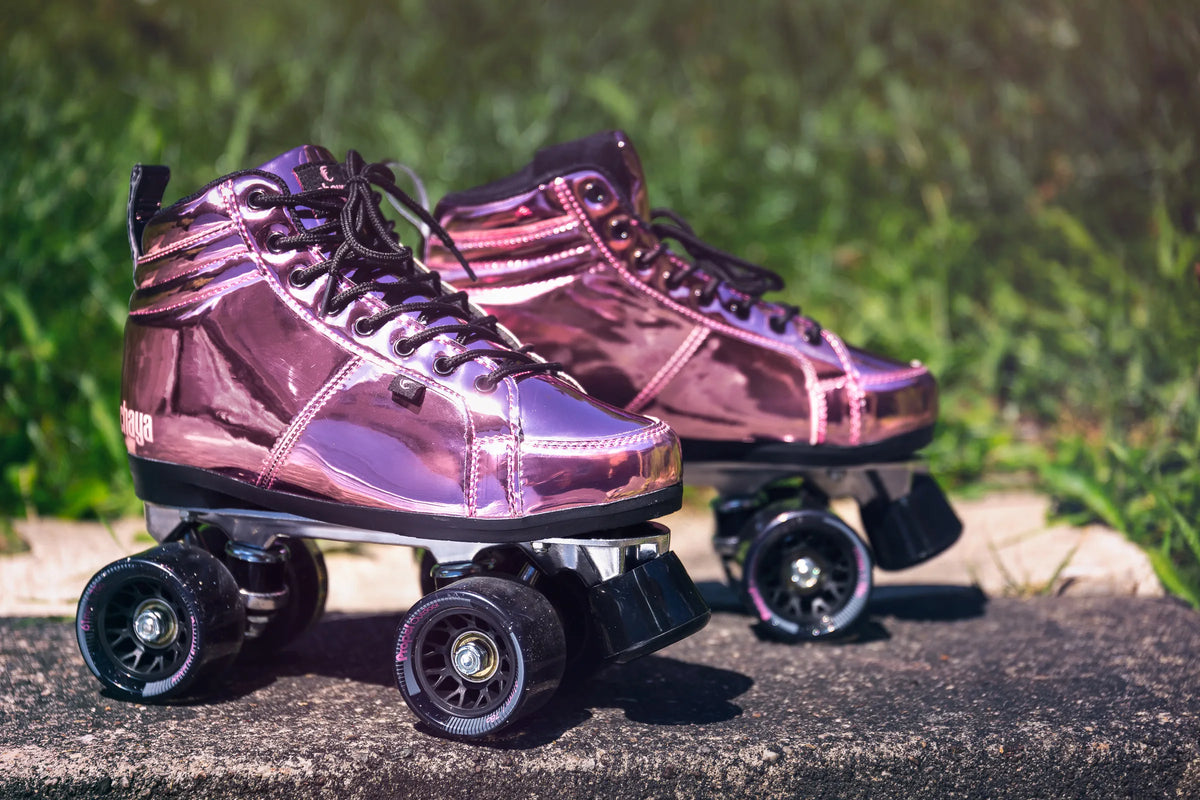 SKA810670 CHAYA Pink Laser Roller Skates Lifestyle Roller Skates Rollschuhe Park Tanz Rollschuhe Barbie Park Quad Skates Roller Skates Lifestyle Rollschuhe Skatepark Rollschuhe Chaya Quad Skates Aggressive Quad Skates Rollschuhe Stunt Rollschuhe Rollkunstlauf Rollschuhe Rollerskates Schwarze Rollschuhe Lifestyle Rollschuhe Roller Skating Quad Skating Skateschule und Skateshop Weil am Rhein SkaMiDan Lörrach Freiburg Basel Deutschland Germany