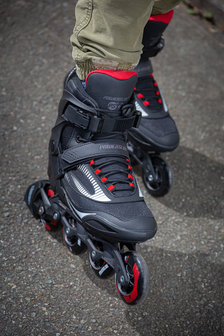 SKA940699 POWERSLIDE Phuzion Radon Charcoal 84 | Schwarz + Rot | Trinity X | Fitness Inlineskates Skates Fitness Inlineskates Inlineskates Sport Inline Skates Rollerblades Urban Inline Skating Urban Inline Skating Freeskates Trainng Skates Strecken Skates Trinity Skates Einsteiger Beginner Inlineskates Inliner Fitness Inliner City Skates Fitness Inliner Sport Skates Sport Inliner Rollerblades Rollerblading Lörrach Freiburg Basel Inliner Skateschule und Skateshop Weil am Rhein SkaMiDan Deutschland Germany