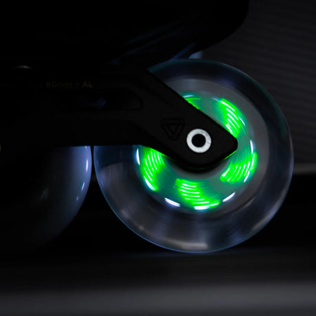 SKA905521/Piece POWERSLIDE Graphix Plus LED Rollen – 72mm 85A | LED Rollen für Inlineskates | Leuchtrollen für das Inline Skating | Inline Skating Rollen Inline Skating Wheels Rollerblading Wheels Inline Skating Rollerblading Inlineskaterollen Skating Wheels for Rollerblader  Rollen für Inlineskater Lörrach Freiburg Basel Inliner Richtige Größe right Size for Rollerblades Langhaltende Inlineskaterollen Longlasting Wheels for Rollerblading Skateschule und Skateshop Weil am Rhein SkaMiDan Deutschland Germany
